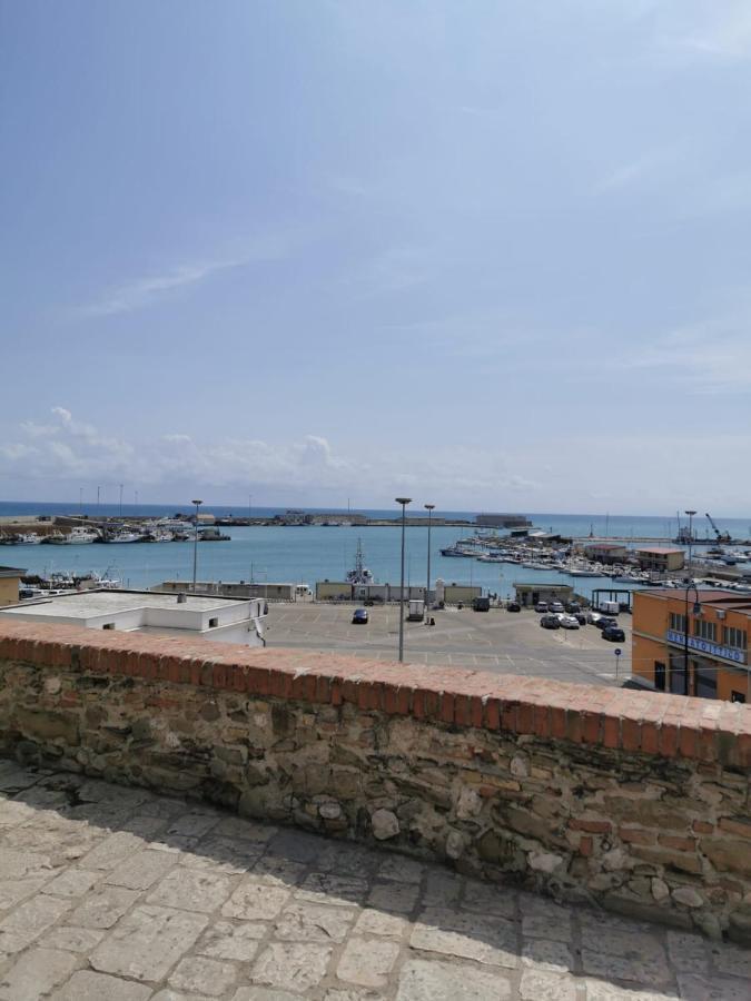 La Stanza Nel Borgo Lägenhet Termoli Exteriör bild